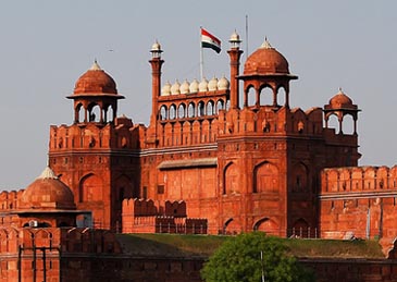 Private Car and Driver for Delhi Tour